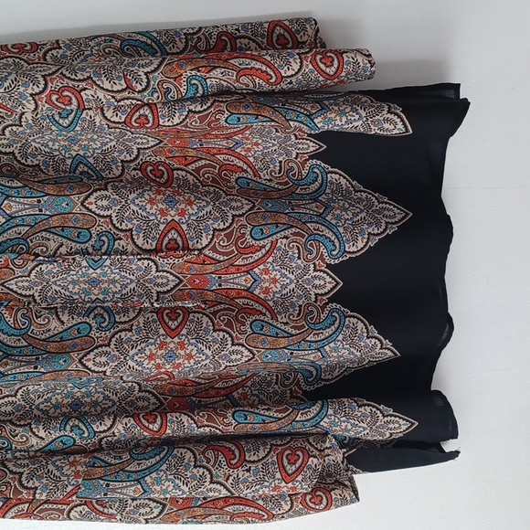 Single Thread W3951250ST Cement Persian Tapestry Keyhole Blouse Plus Size Top - Picture 3 of 11